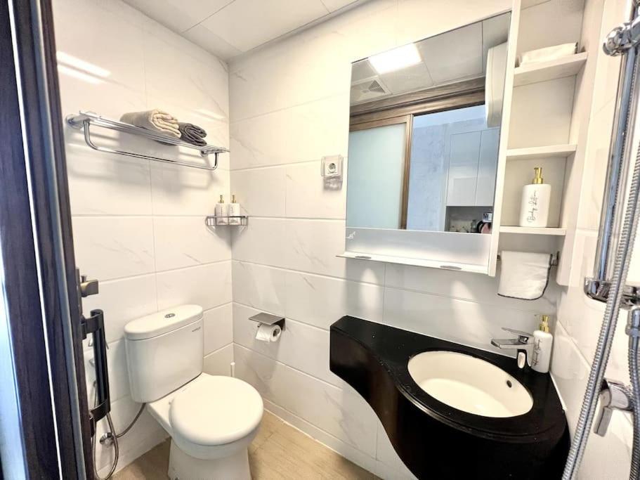 Dayinn, Skyhouse Bsd Lux And Homey Studio, Near Aeon Bsd And Ice Bsd Cilenggang Exteriér fotografie